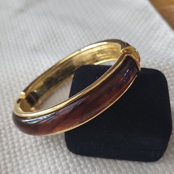 Joan Rivers Jewelry - Joan Rivers Goldtone and Brown Clamper Bracelet